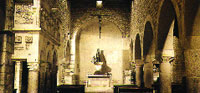 Immagine dell'interno del Santuario