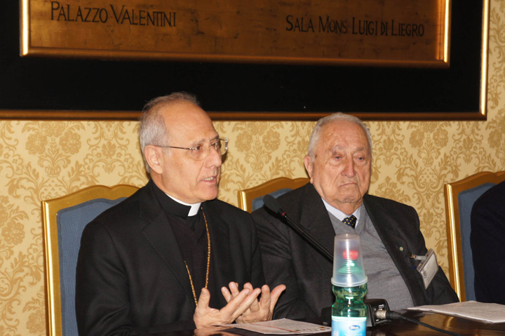 Presentazione del libro su Chiauci nel palazzo della provincia di Roma