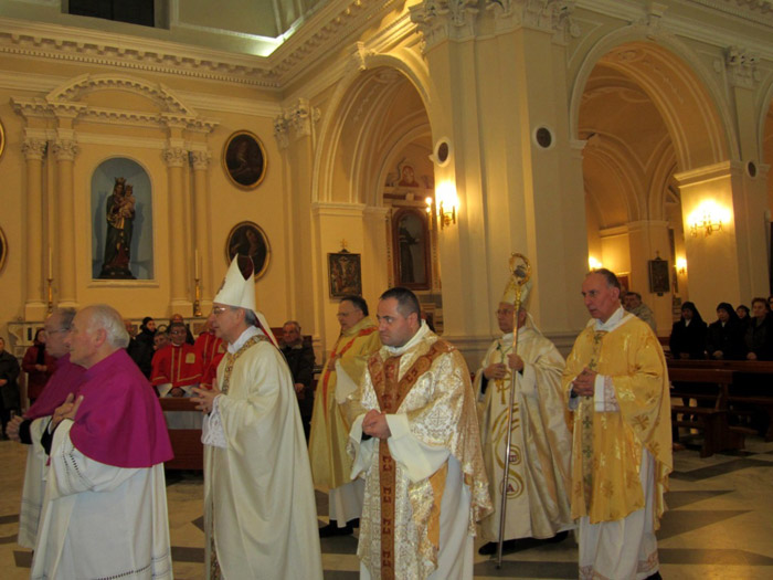 FOTO 19 gennaio 2013, dedicazione della Cattedrale‏