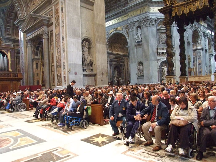 La funzione religiosa tenutasi in serata nella Basilica di San Pietro e officiata dal Vescovo della Diocesi di Trivento S.E. Mons. Domenico Scotti