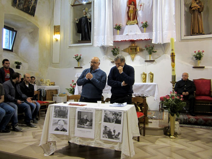 Camminare insieme... a don Ciotti.