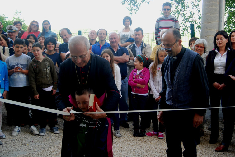 Inaugurazione della nuova casa canonica in Civitanova del Sannio realizzata con i fondi dell'8X1000