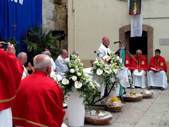 50° anniversario dell'ordinazione sacerdotale di don Luigi Di Lella