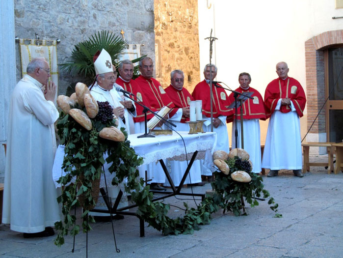 La corona del Rosario più grande del mondo