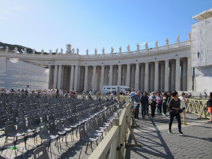 Il Coro della Cattedrale di Trivento ai Musei vaticani insieme a mons. Scotti