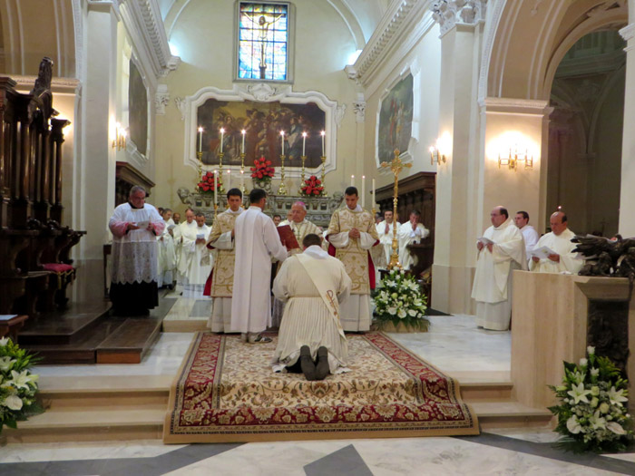 L'ordinazione sacerdotale di don Marco Di Iorio