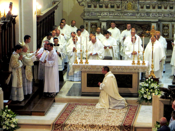 L'ordinazione sacerdotale di don Marco Di Iorio