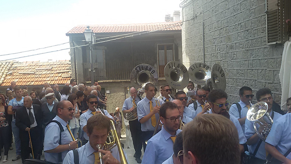 L'inaugurazione del portale di Castiglione Messer Marino