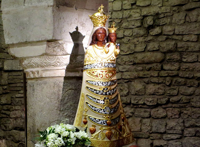 Il crocifisso di San Damiano e la statua della Madonna di Loreto in visita nella Diocesi di Trivento