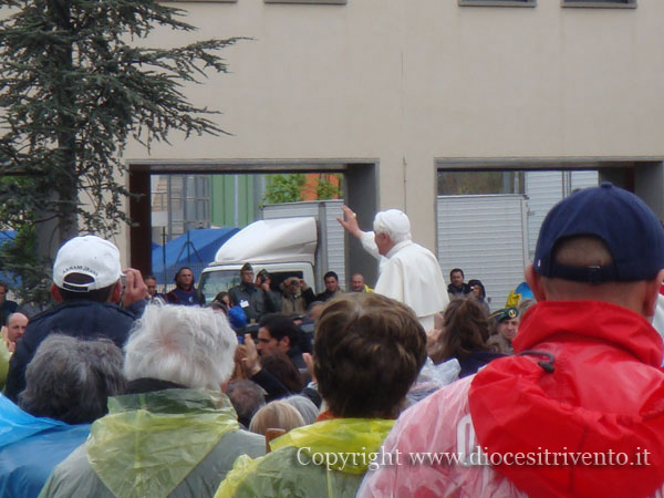 La visita del Papa a L'Aquila