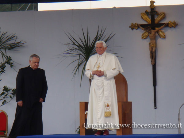 La visita del Papa a L'Aquila