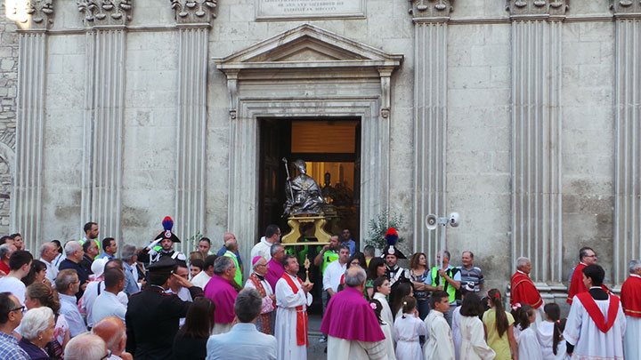 La processione dei Santi Patroni 2017