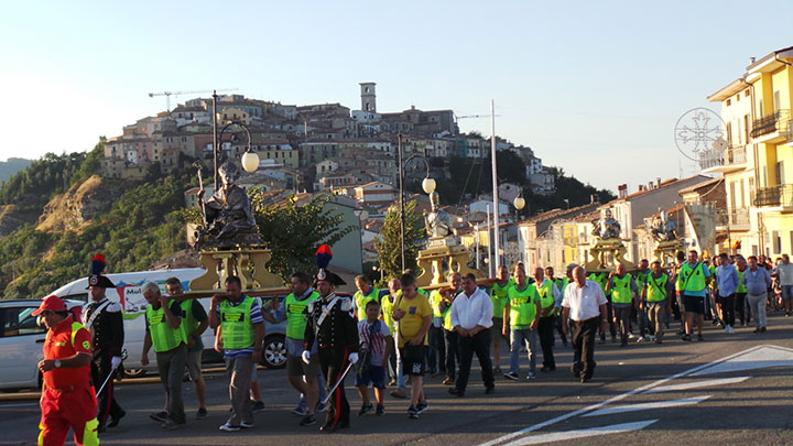 La processione dei Santi Patroni 2017