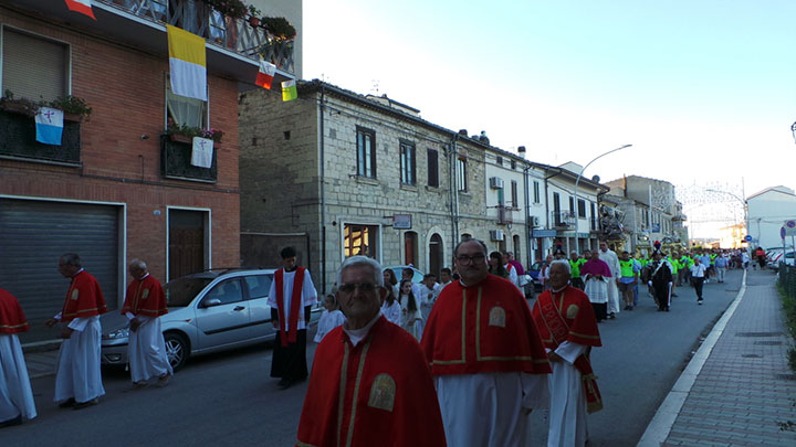 La processione dei Santi Patroni 2017
