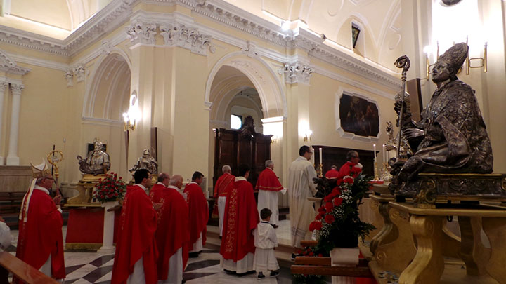 La processione dei Santi Patroni 2017