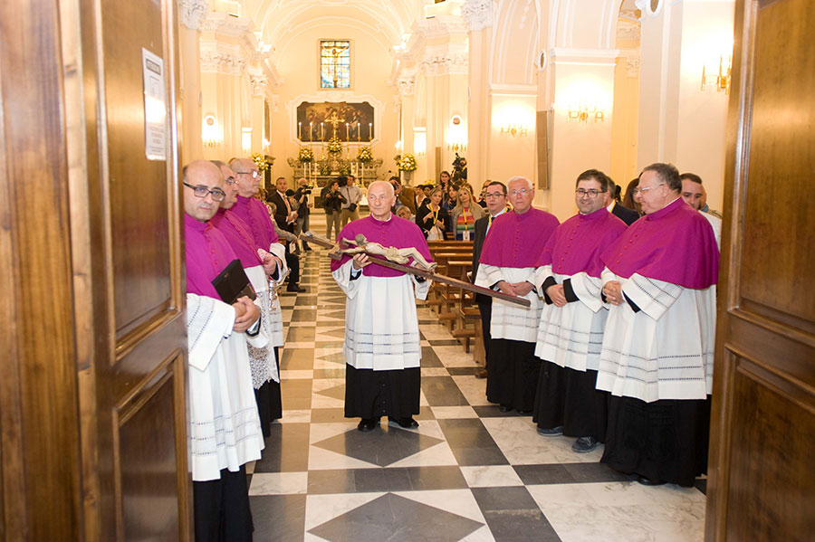 Ingresso in Diocesi del Vescovo Claudio Palumbo: l'arrivo in Cattedrale