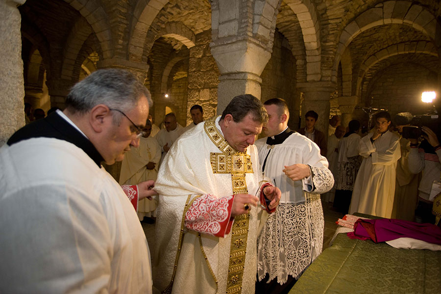 Ingresso in Diocesi del Vescovo Claudio Palumbo: l'arrivo in Cattedrale