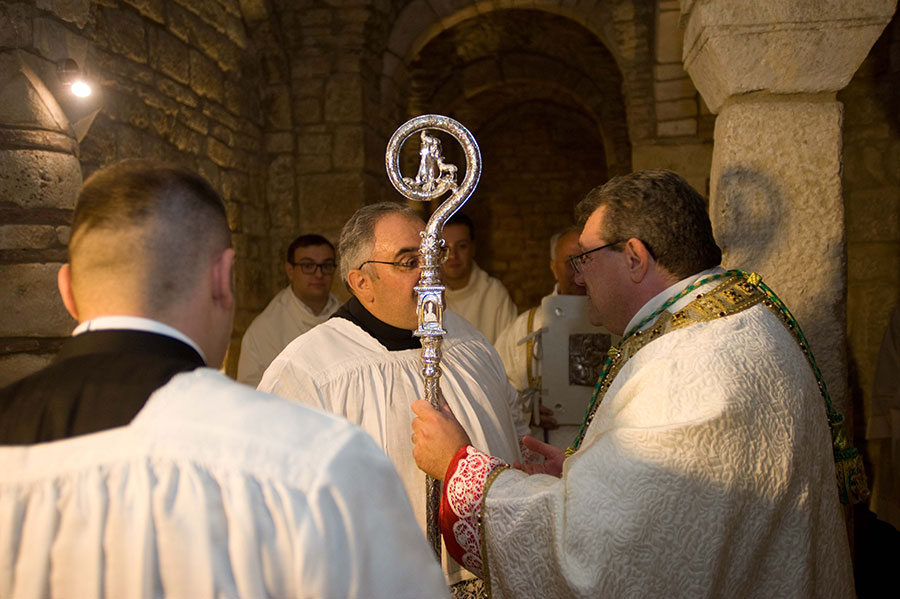 Ingresso in Diocesi del Vescovo Claudio Palumbo: l'arrivo in Cattedrale