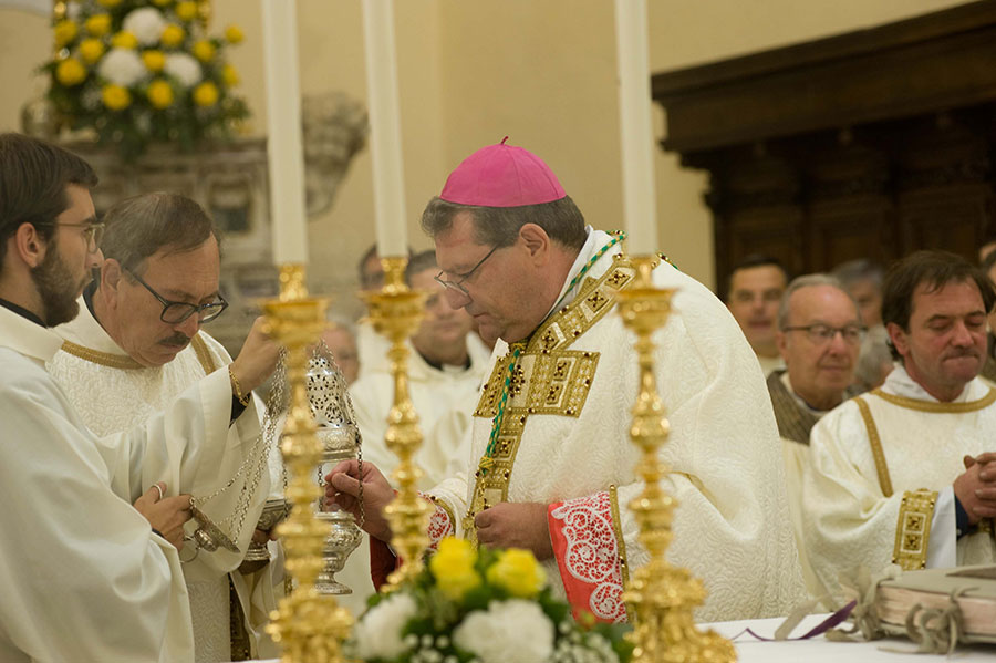 Ingresso in Diocesi del Vescovo Claudio Palumbo: l'arrivo in Cattedrale