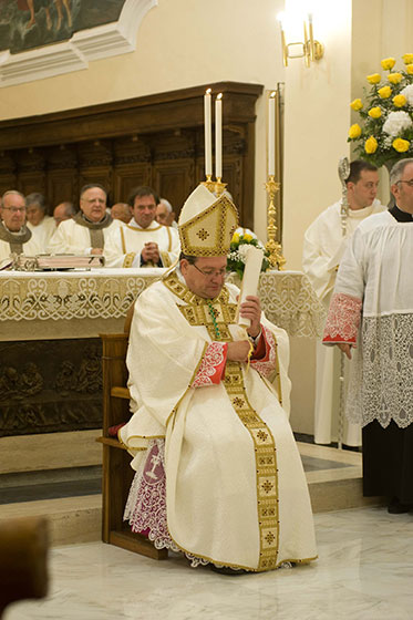 Ingresso in Diocesi del Vescovo Claudio Palumbo: l'arrivo in Cattedrale