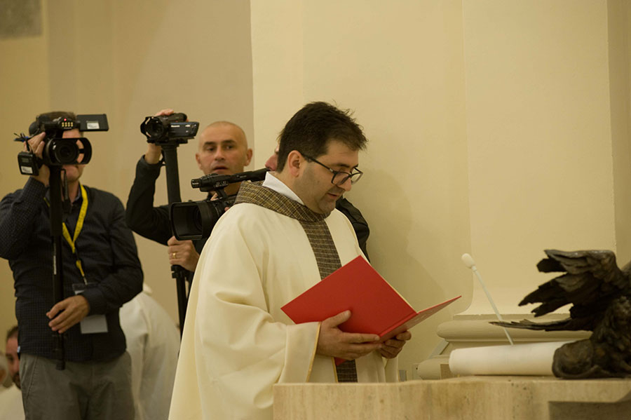 Ingresso in Diocesi del Vescovo Claudio Palumbo: l'arrivo in Cattedrale