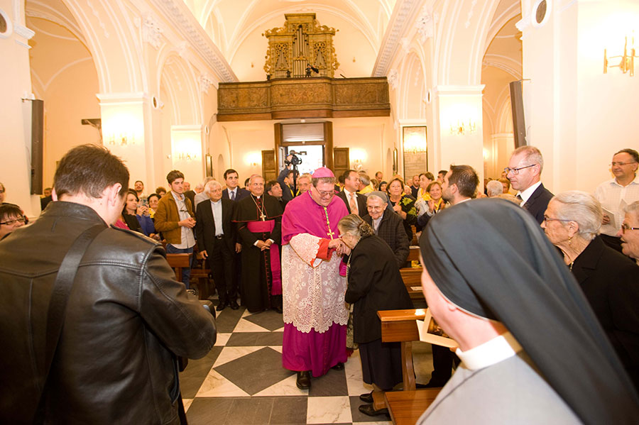 Ingresso in Diocesi del Vescovo Claudio Palumbo: l'arrivo in Cattedrale