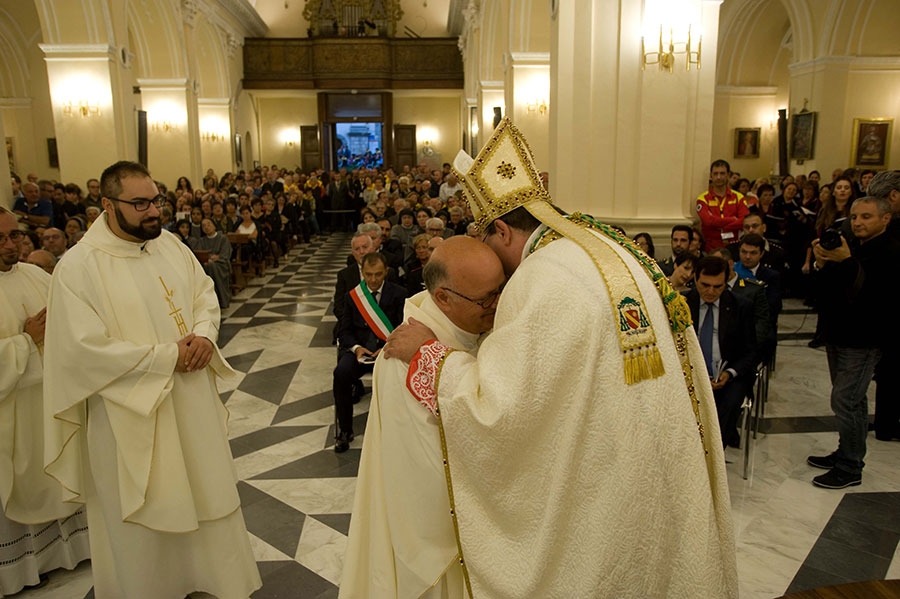 Ingresso in Diocesi del Vescovo Claudio Palumbo: la celebrazione