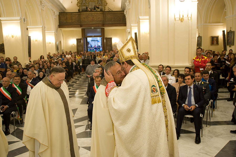 Ingresso in Diocesi del Vescovo Claudio Palumbo: la celebrazione