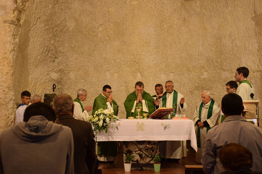 Il nuovo parroco di Pietracupa don Simone Iocca