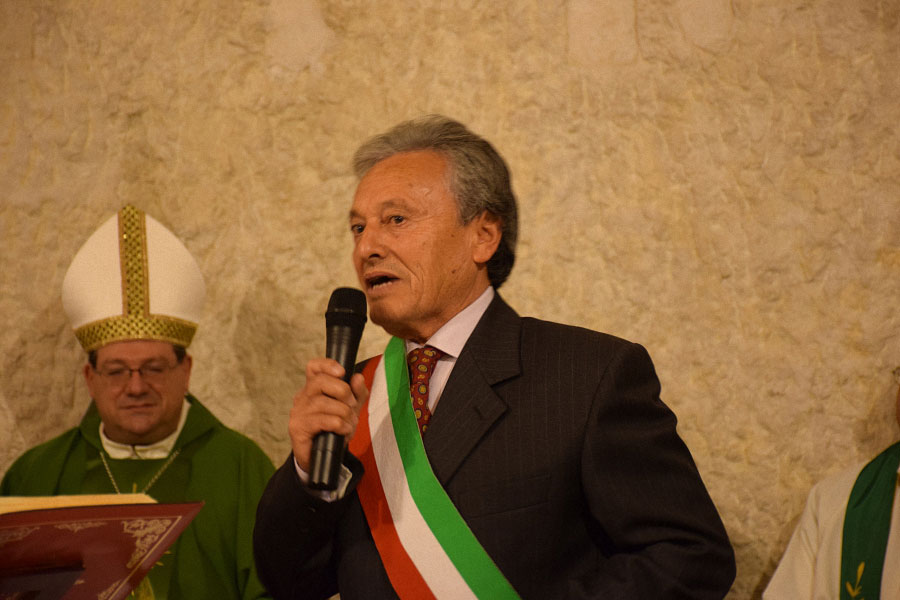 Il nuovo parroco di Pietracupa don Simone Iocca