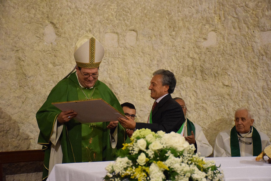 Il nuovo parroco di Pietracupa don Simone Iocca