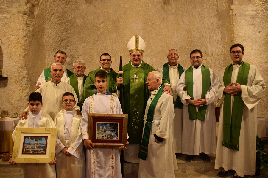 Il nuovo parroco di Pietracupa don Simone Iocca