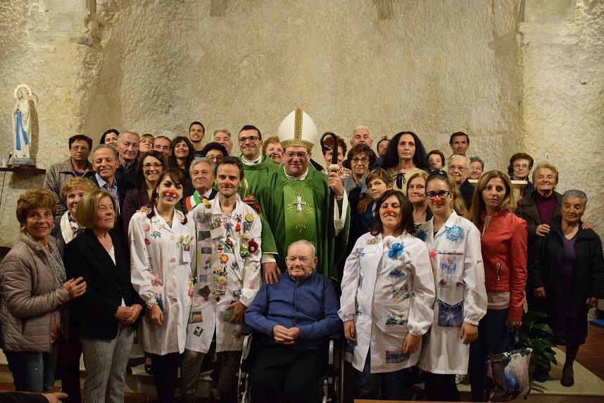 Il nuovo parroco di Pietracupa don Simone Iocca