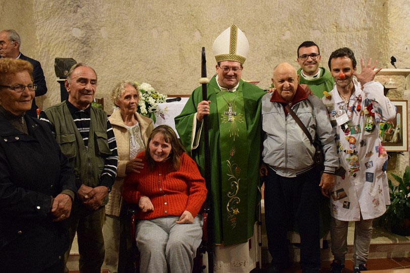 Il nuovo parroco di Pietracupa don Simone Iocca