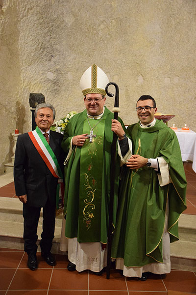 Il nuovo parroco di Pietracupa don Simone Iocca