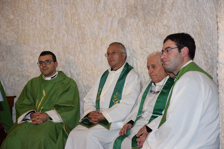 Il nuovo parroco di Pietracupa don Simone Iocca