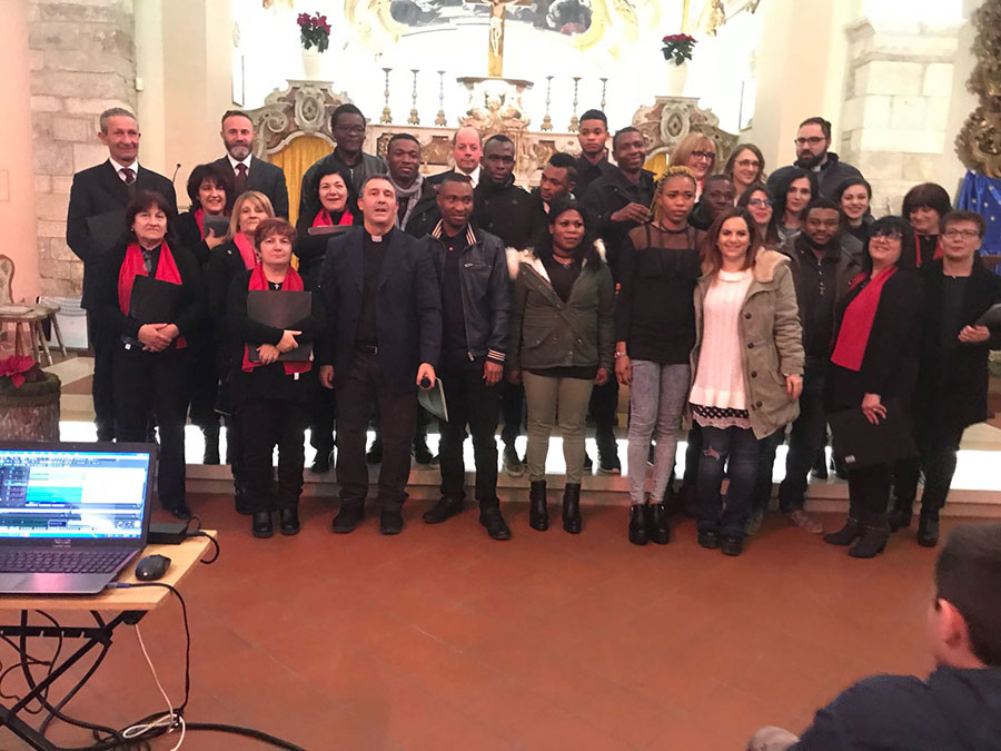 Le foto della celebrazione del Natale a Fossalto