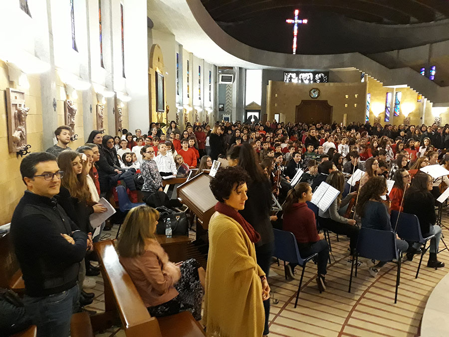 Precetto delle Scuole Medie ed Elementari ad Agnone
