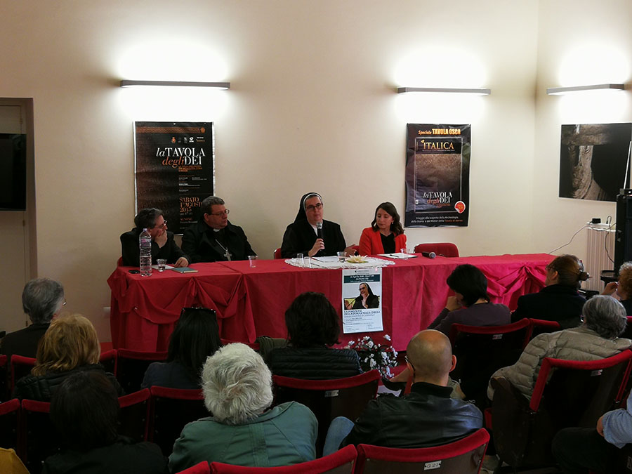 Le foto della conferenza della Prof.ssa Sr. Mary Melone