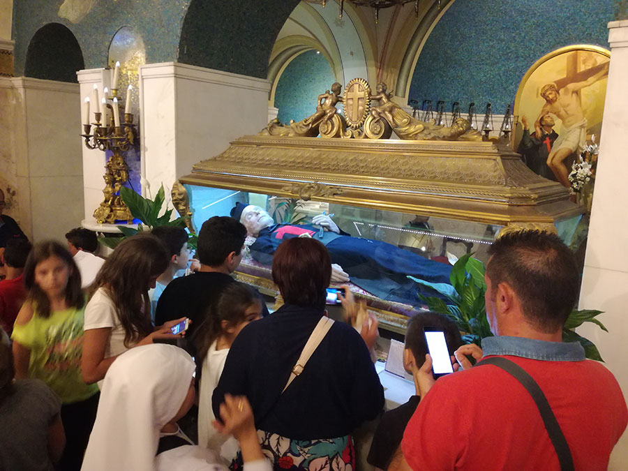 Le foto dell'uscita Diocesana a S. Gabriele e a San Camillo De Lellis