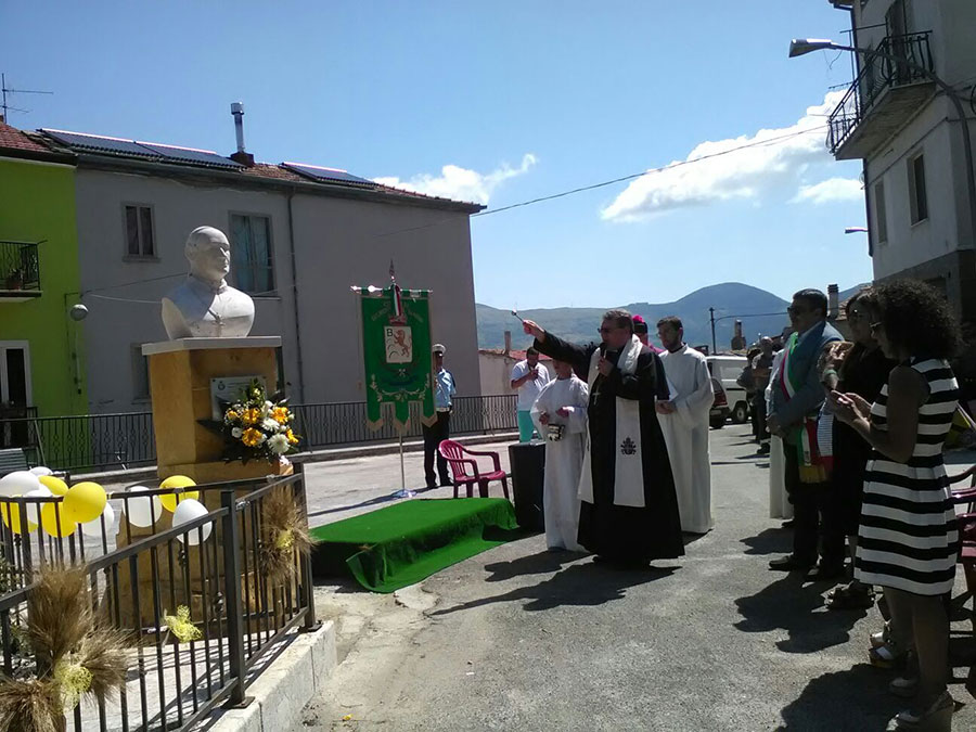 Le foto dell'inaugurazione del monumento di San Giovanni Paolo II a Belmonte