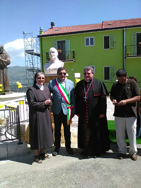 Le foto dell'inaugurazione del monumento di San Giovanni Paolo II a Belmonte