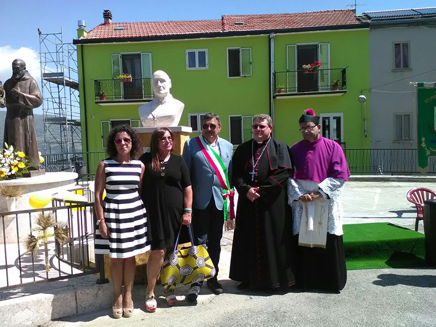 Le foto dell'inaugurazione del monumento di San Giovanni Paolo II a Belmonte