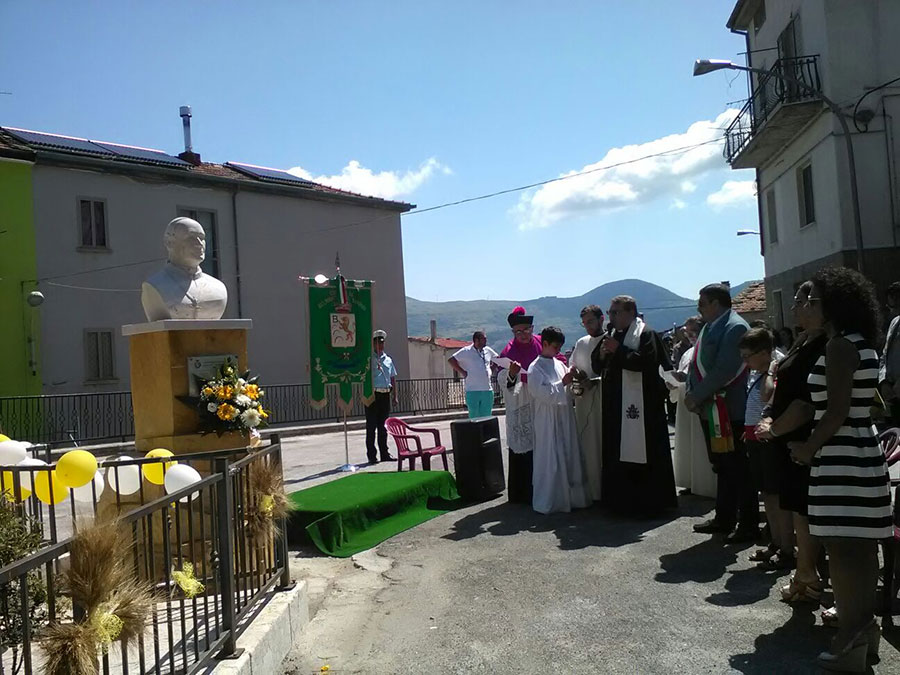 Le foto dell'inaugurazione del monumento di San Giovanni Paolo II a Belmonte