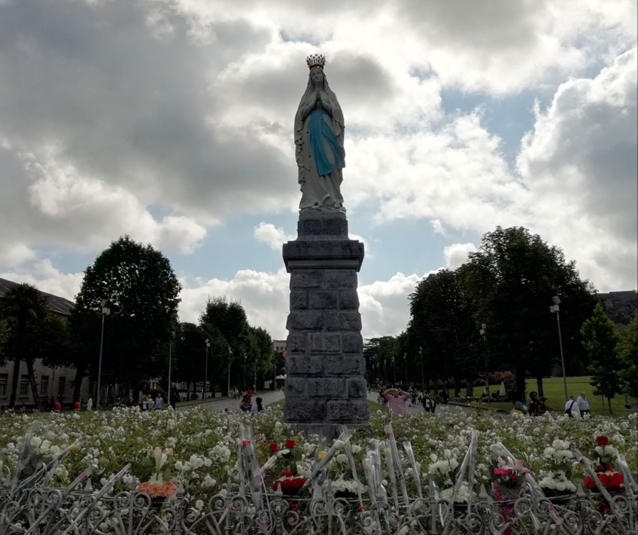 Altre immagini da Lourdes: il pellegrinaggio della Diocesi continua