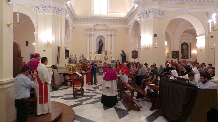 La processione dei Santi Patroni