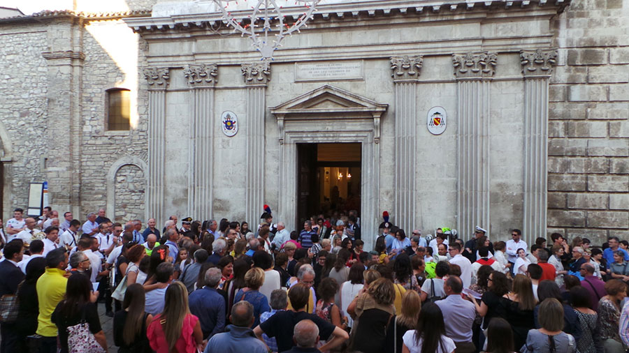 La processione dei Santi Patroni