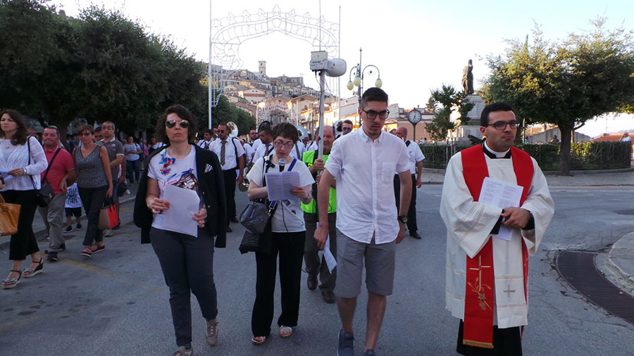 La processione dei Santi Patroni