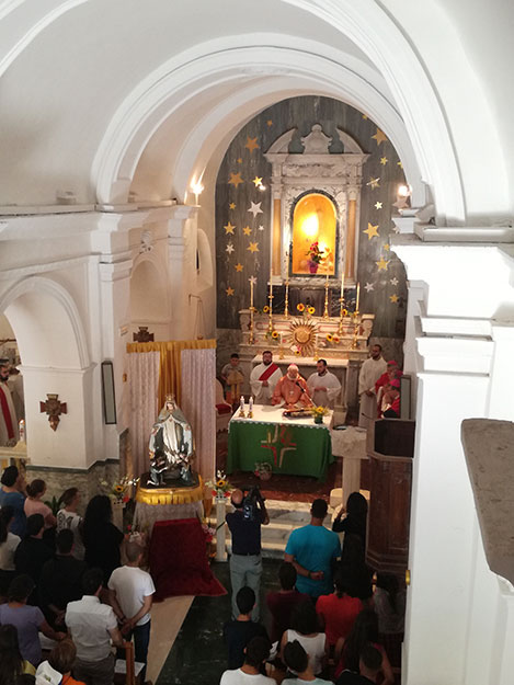 Presiede la Santa Messa l'Arcivescovo di Campobasso-Boiano,Sua Ecc.za Mons. Bregantini.