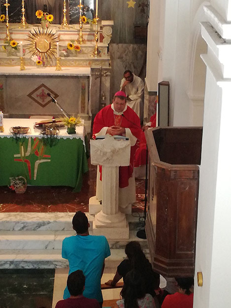 Saluto ai giovani del Vescovo di Trivento, Sua Ecc.nza Mons. Claudio Palumbo.
